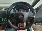 2014-skoda-fabia-12-black-edition-hatchback-small-15