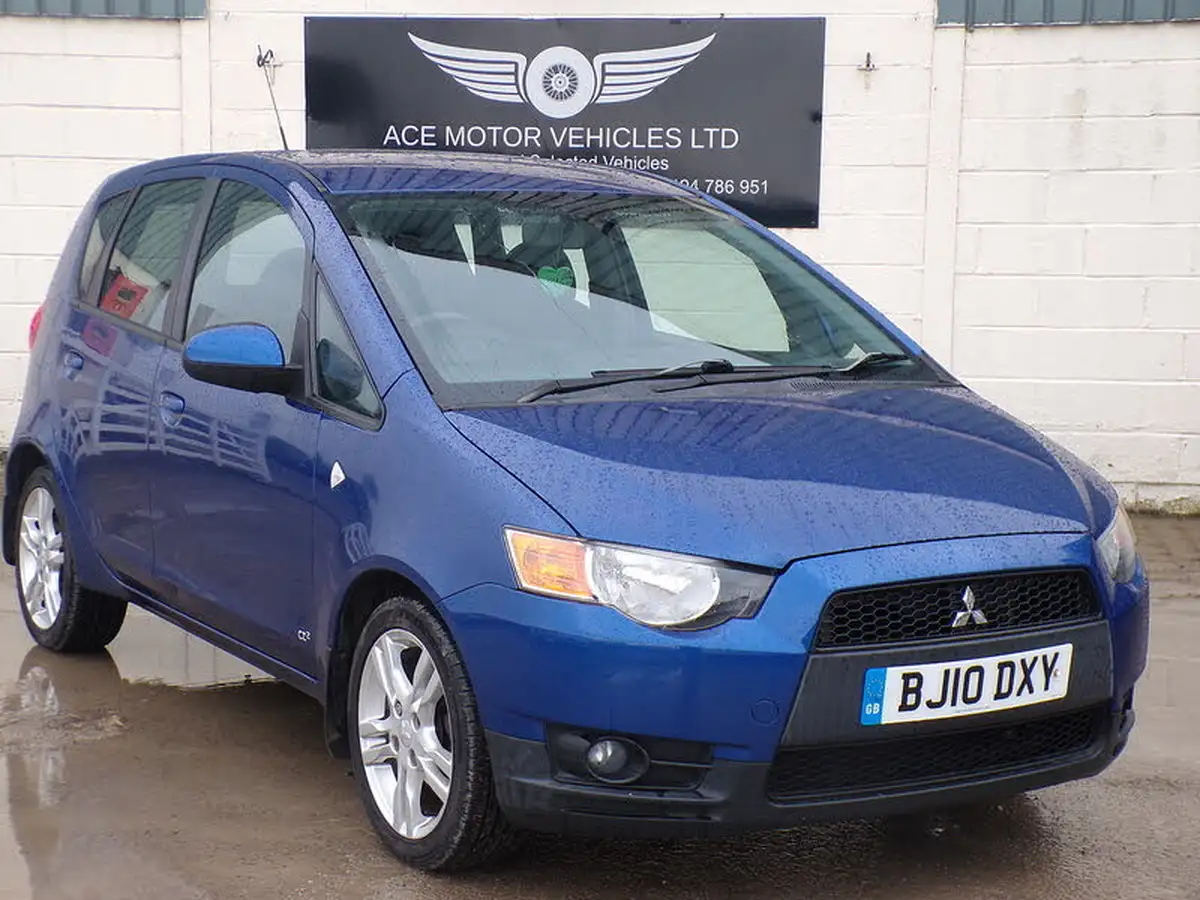 2010-mitsubishi-colt-13-cz2-5d-big-0