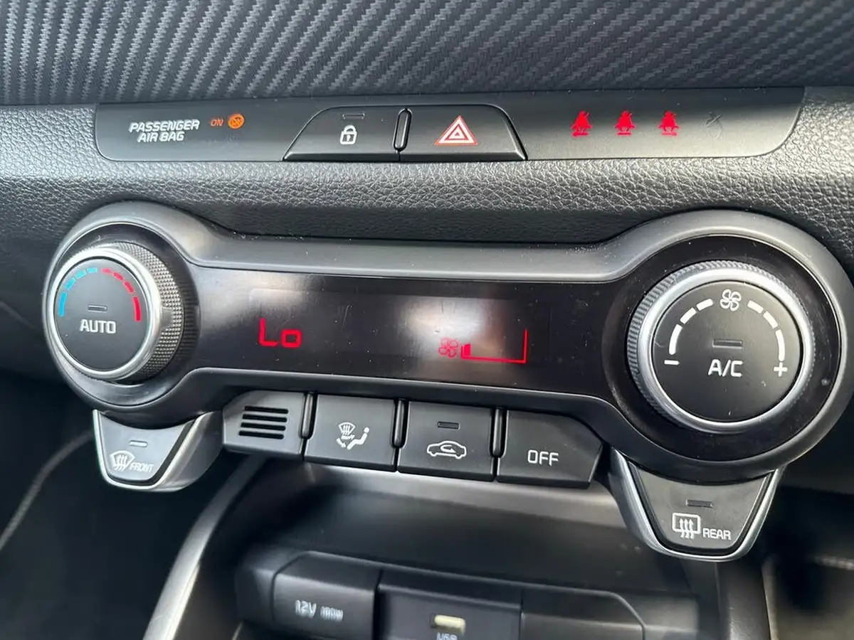 2023-kia-stonic-10-t-gdi-gt-line-s-118bhp-big-14