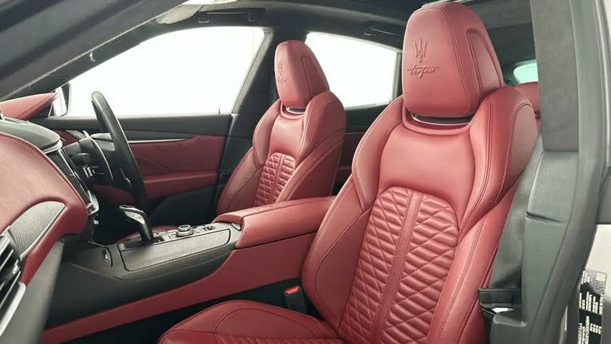 2022-maserati-levante-38-trofeo-big-27