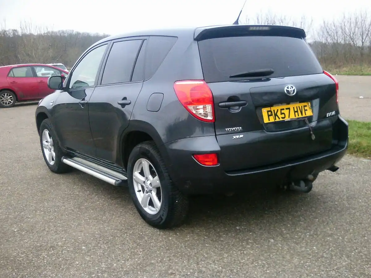 2007-toyota-rav4-22td-xt-r-big-5