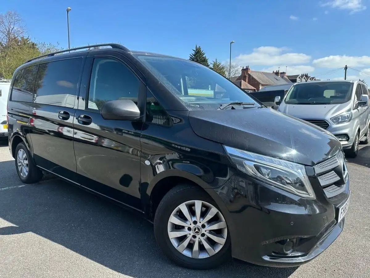 2015-mercedes-benz-vito-21cdi-tourer-select-114-bluetec-compact-big-31