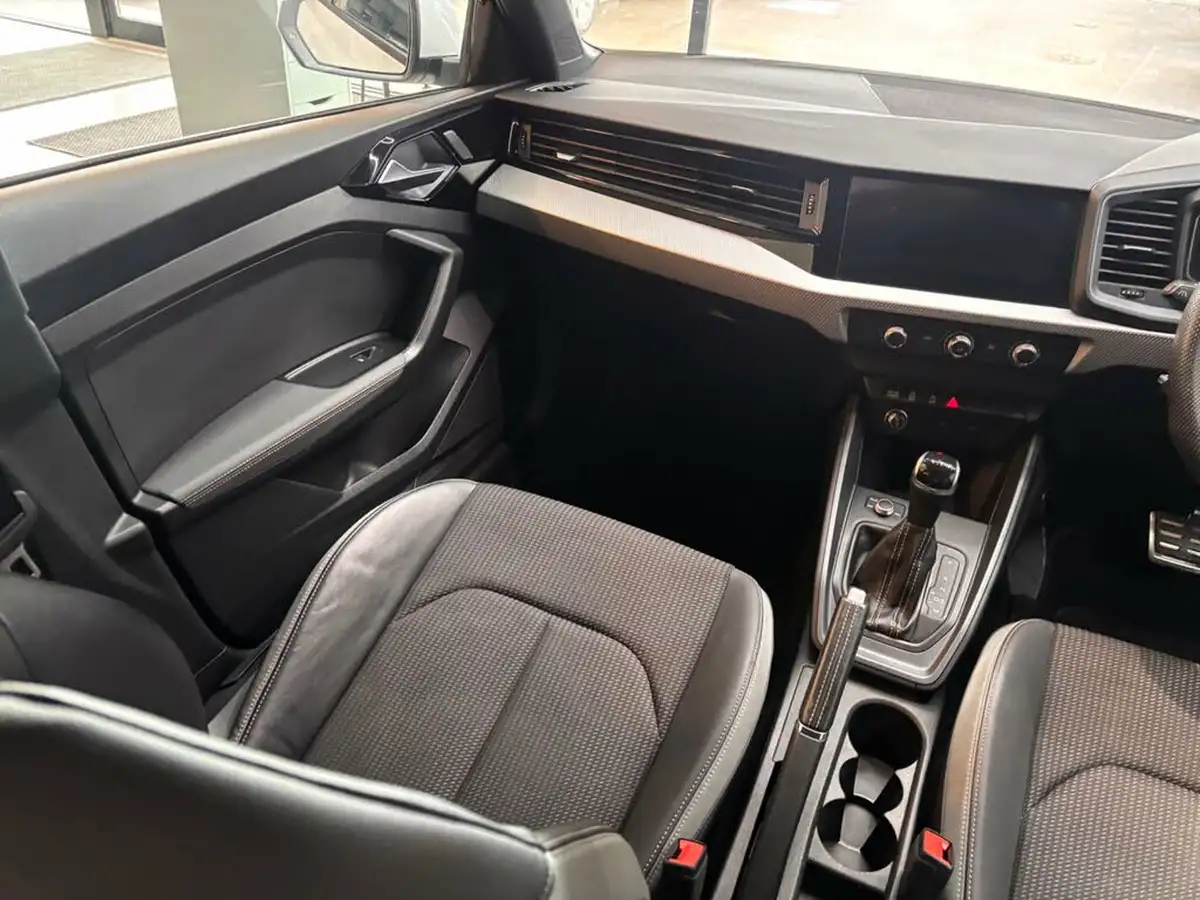 2019-audi-a1-10-30-tfsi-s-line-tronic-big-24