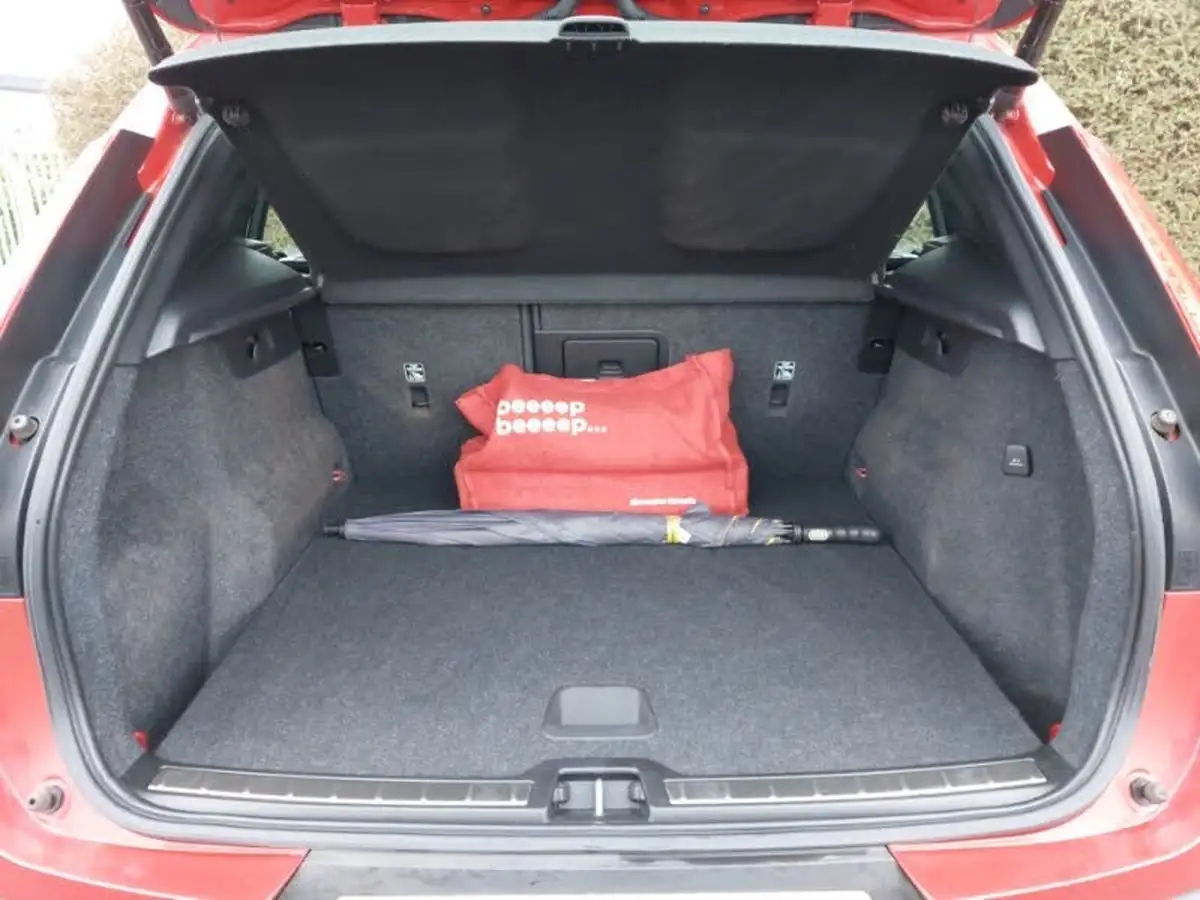 2021-volvo-xc40-15-t5-inscription-262bhp-big-7