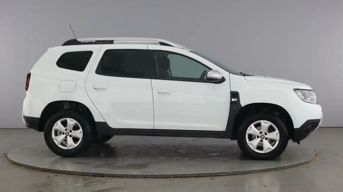 2021-dacia-duster-15dci-comfort-115bhp-blue-station-wagon-5d-big-3