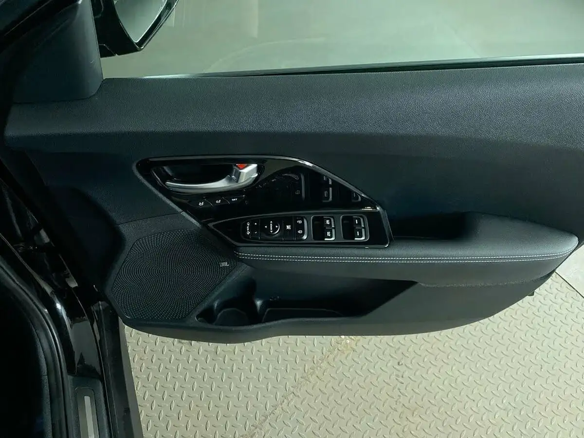 2022-kia-e-niro-ev-4-big-26