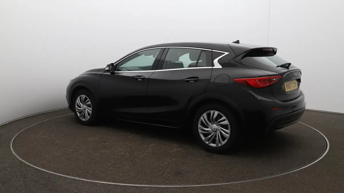 2017-infiniti-q30-15d-business-executive-dct-big-26