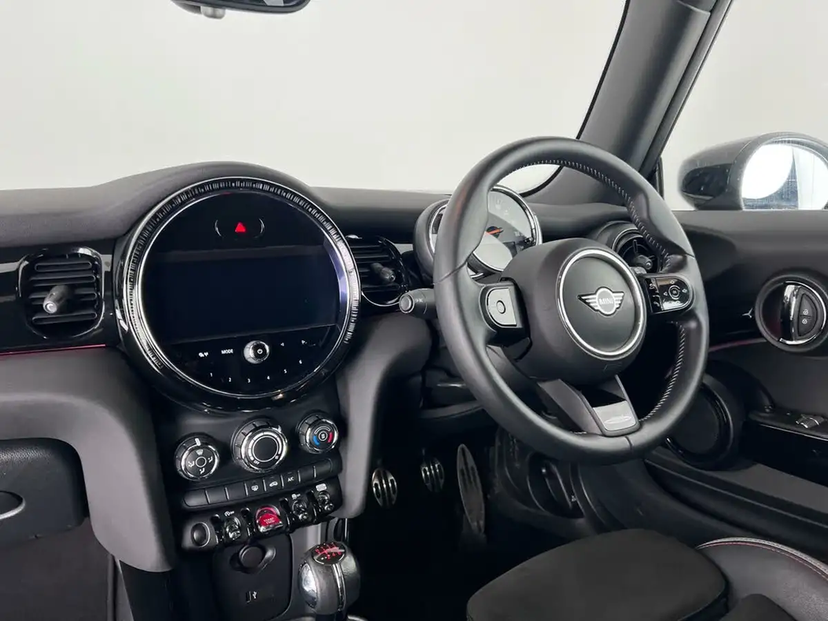 2022-mini-cooper-15-cooper-sport-hatchback-3d-big-20