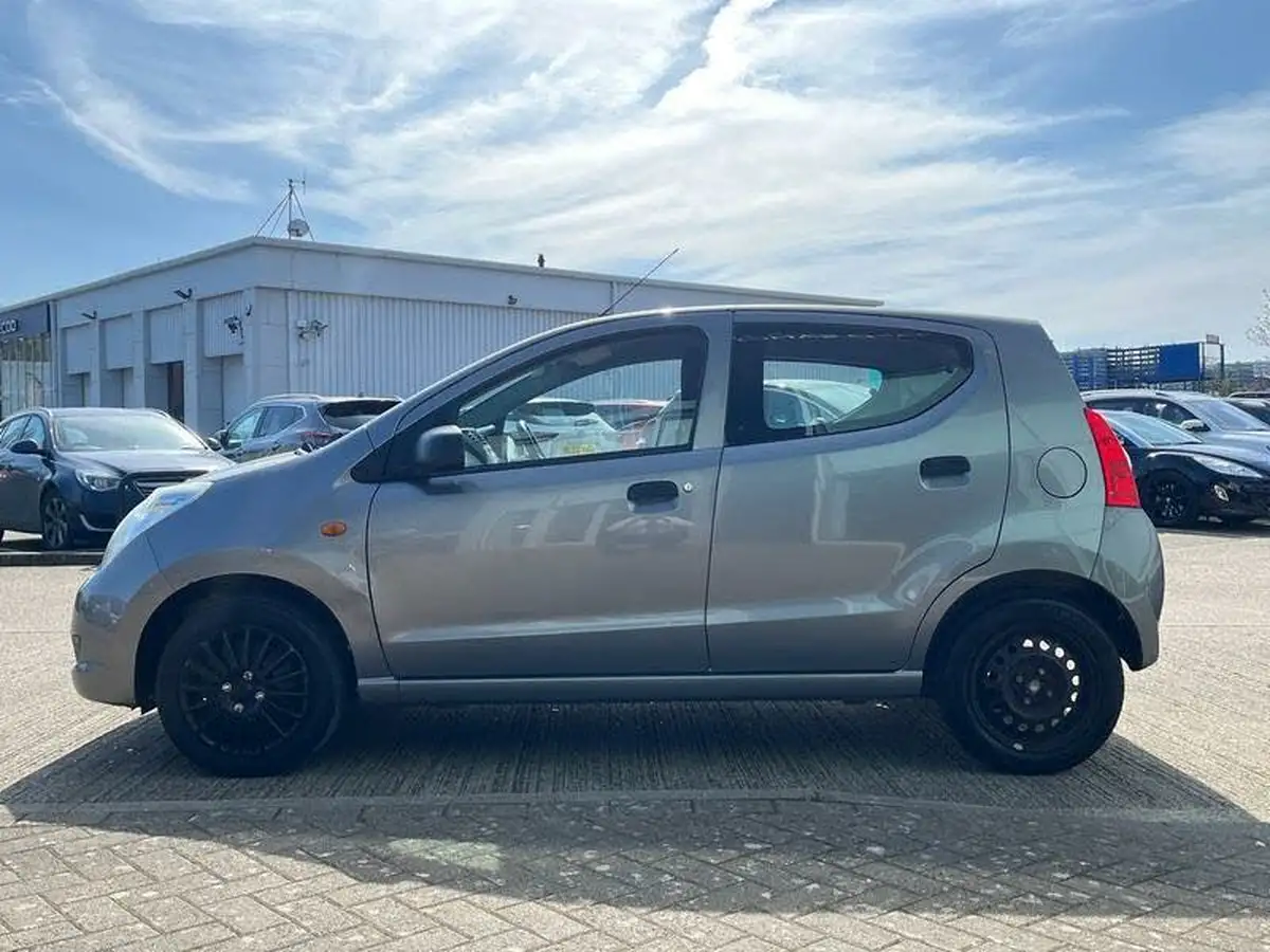 2014-suzuki-alto-10-sz-big-5