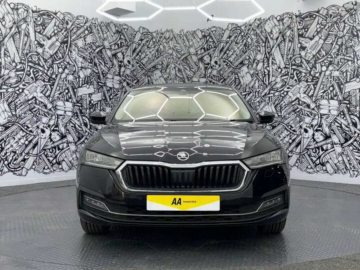 2021-skoda-octavia-15-tsi-se-l-hatchback-big-2