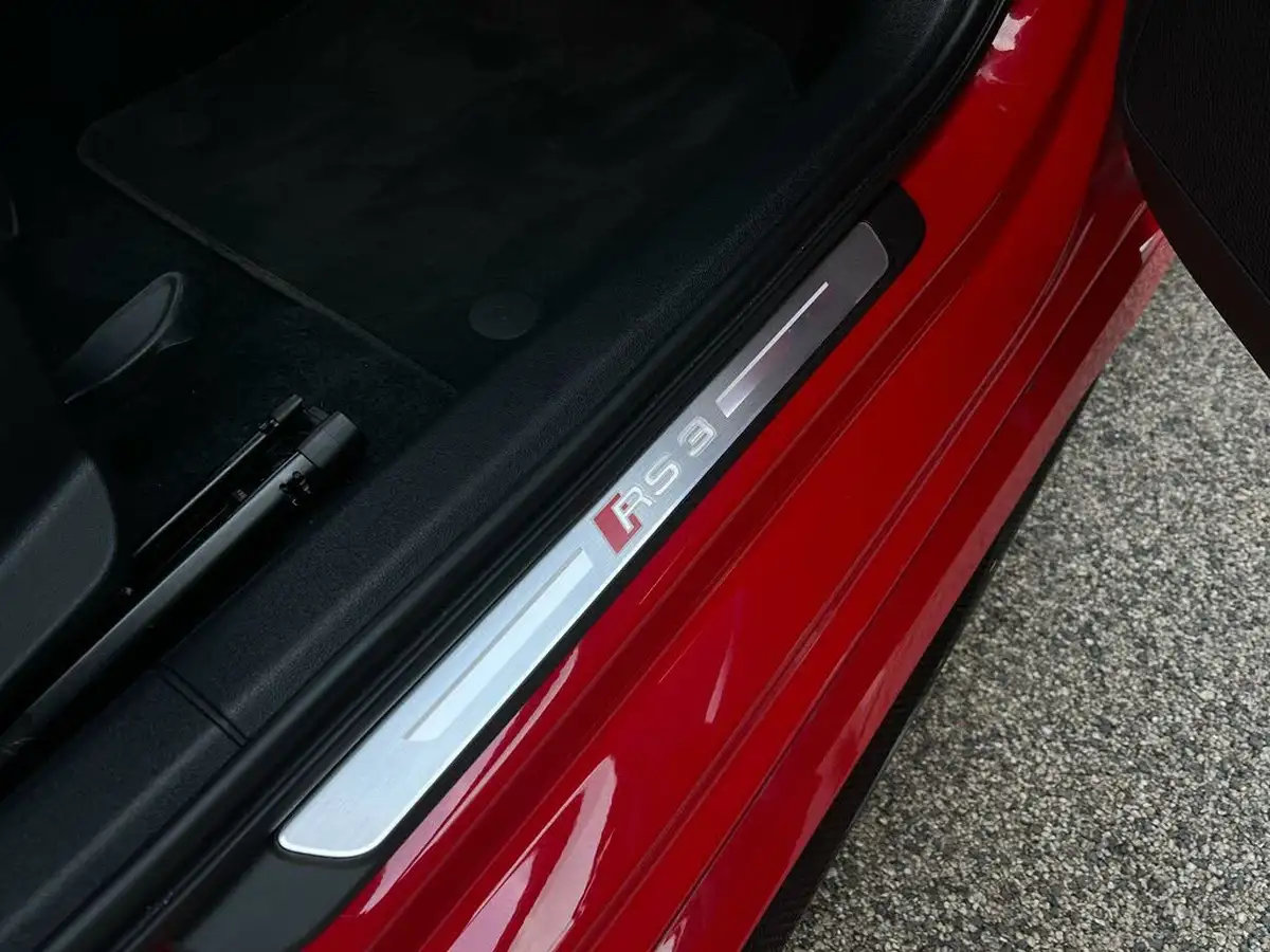 2024-audi-rs3-25-tfsi-carbon-black-sportback-5d-big-66