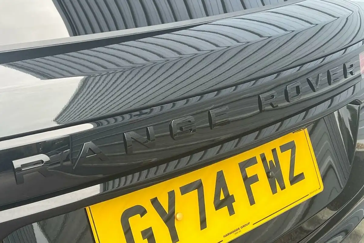 2024-land-rover-range-rover-velar-20-d200-dynamic-se-big-50