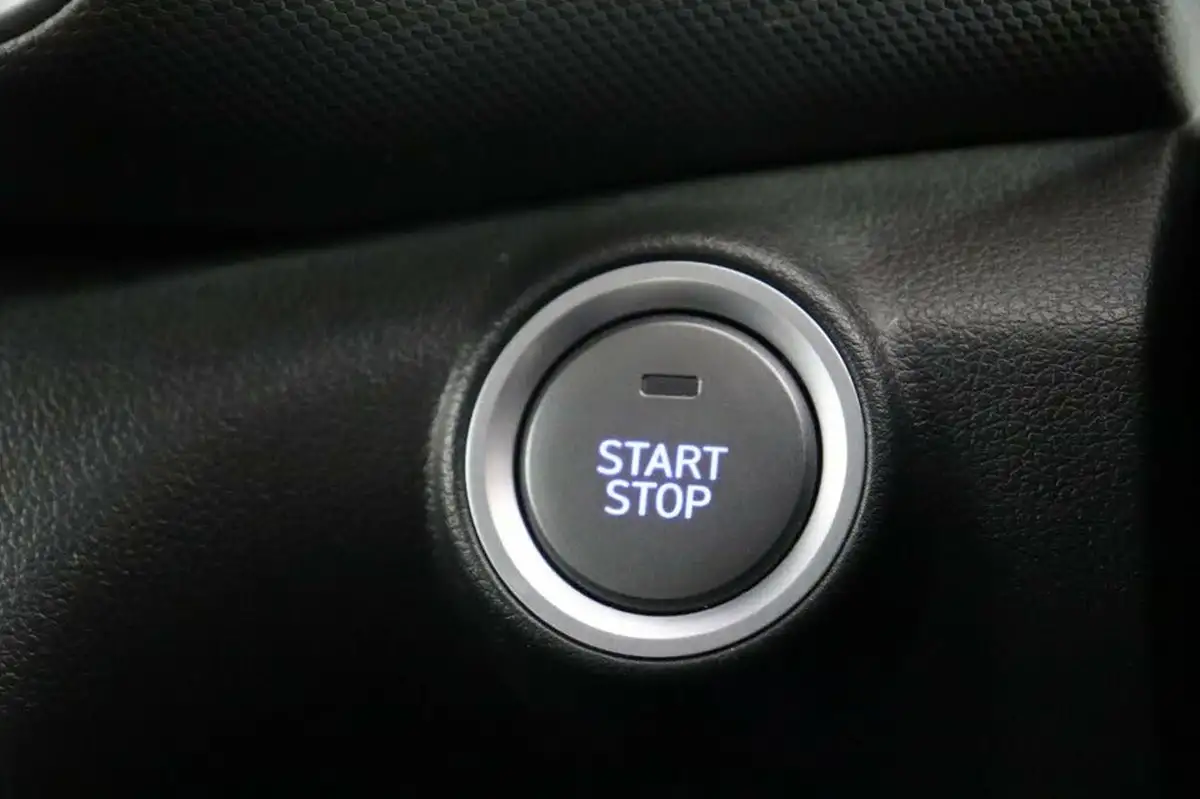 2021-hyundai-kona-e-premium-204ps-64kwh-7kw-obc-big-28