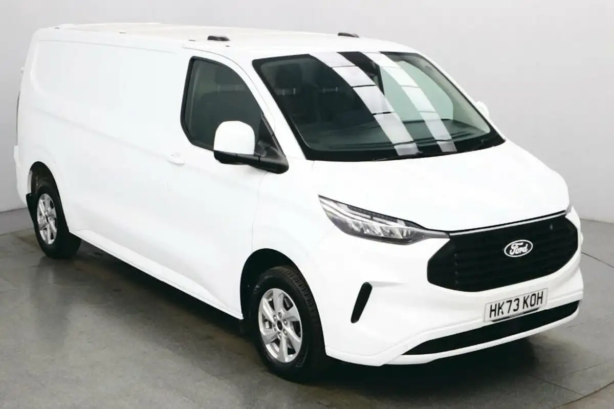 2023-ford-transit-custom-20tdci-320-l2h1-limited-136pseu6e-panel-van-1996cc-auto-big-9