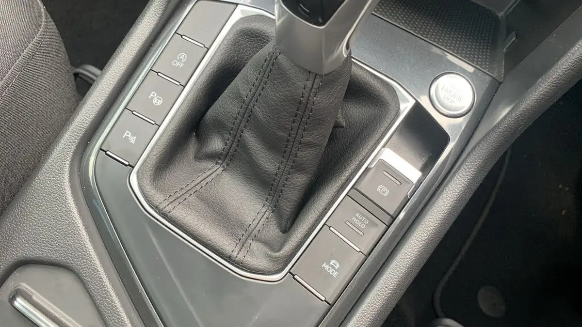 2022-volkswagen-tiguan-15-tsi-elegance-big-20
