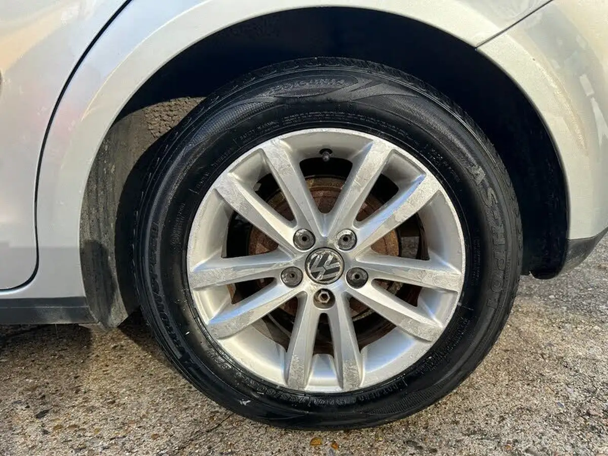 2008-volkswagen-polo-14-s-5d-auto-big-26