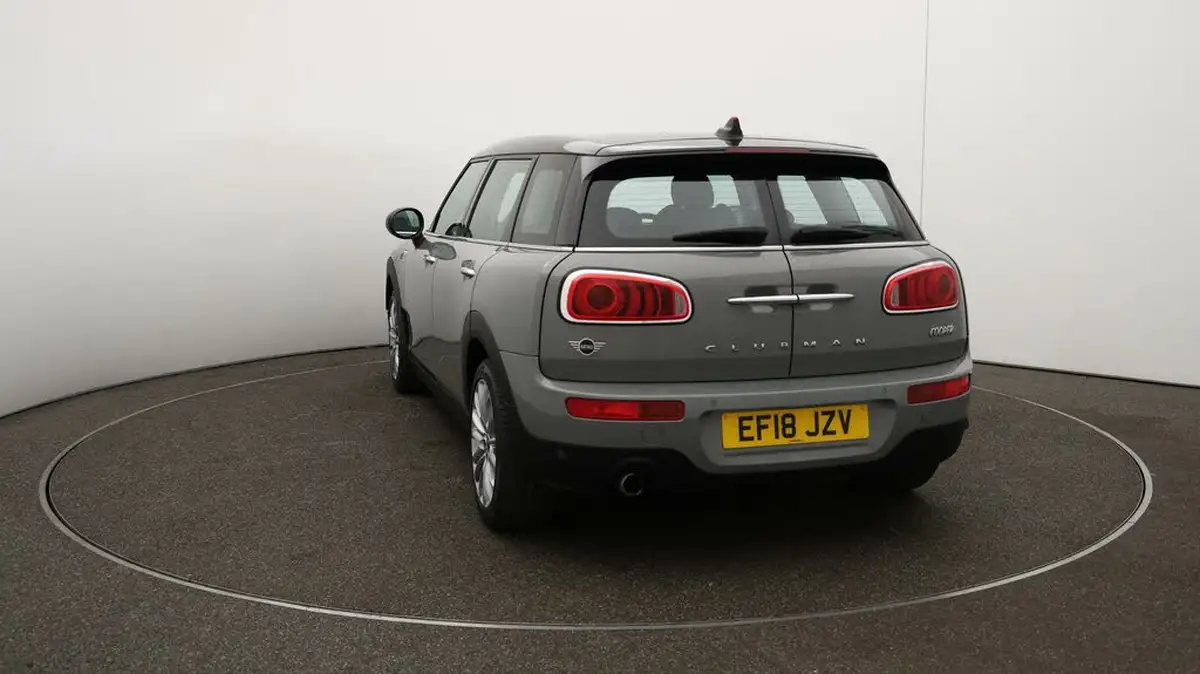 2018-mini-clubman-15-cooper-ss-big-52