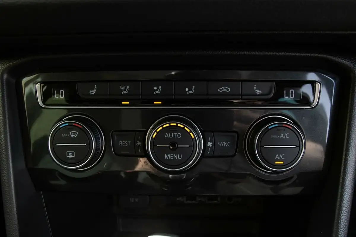 2018-volkswagen-tiguan-20tdi-sel-150ps-ss-dsg-big-33