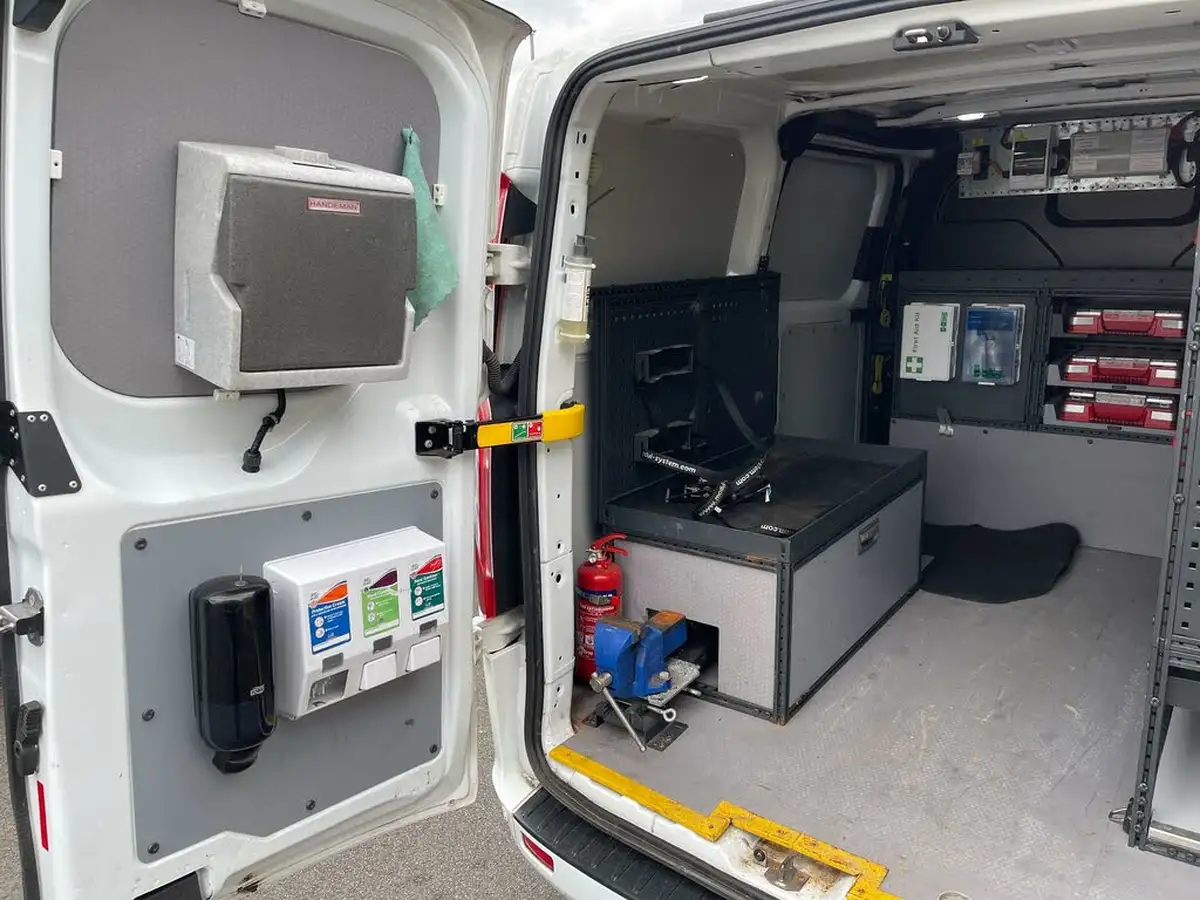 2021-ford-transit-custom-20tdci-300-l1h1-limited-170pseu6dt-panel-van-auto-big-32