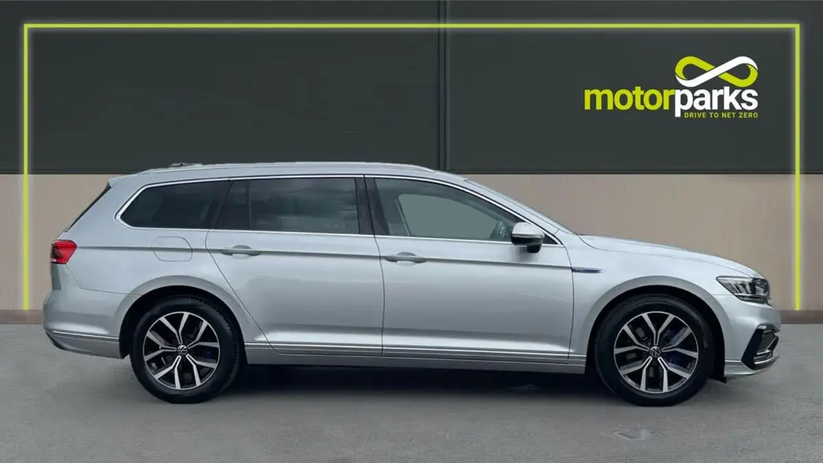 2021-volkswagen-passat-14-tsi-gte-estate-5d-big-1