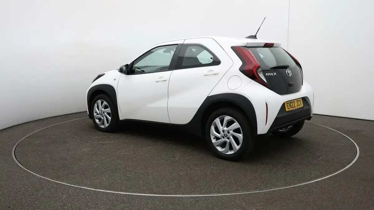 2022-toyota-aygo-x-10-vvt-i-pure-big-55