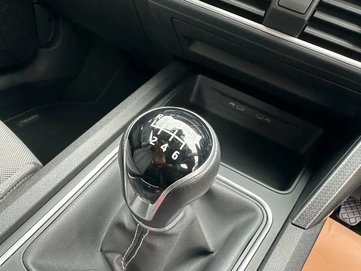 2022-seat-leon-10-tsi-evo-se-estate-big-14