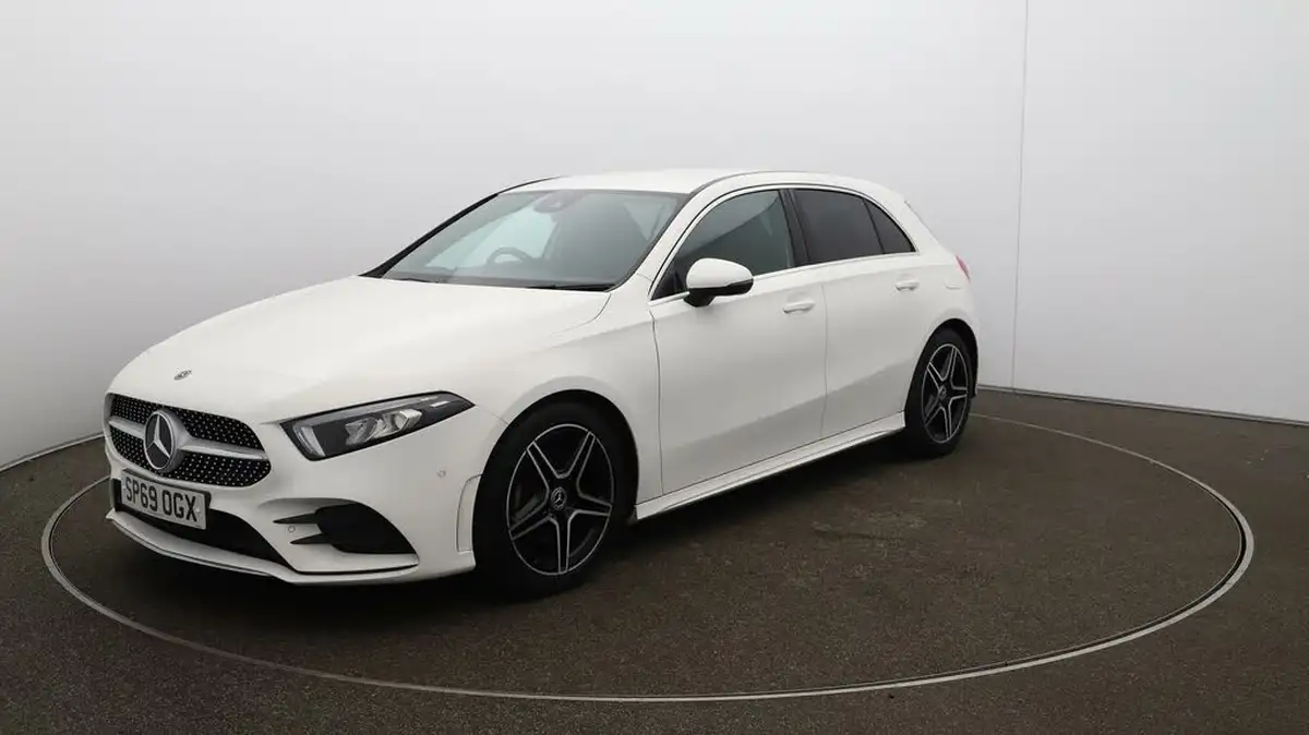 2019-mercedes-benz-a-class-15d-a180d-amg-line-executive-hatchback-5d-7g-dct-big-3