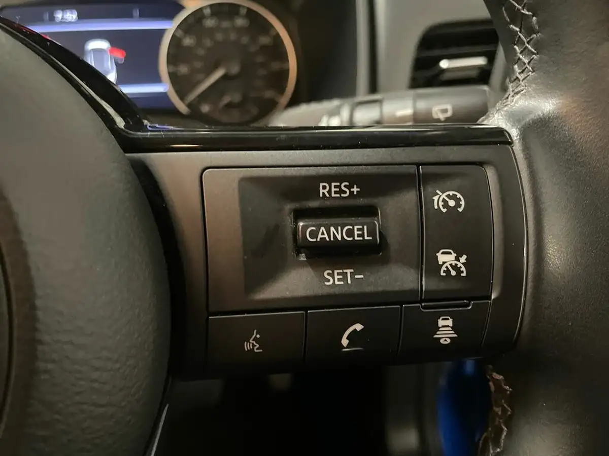 2022-nissan-qashqai-13-dig-t-acenta-premium-140ps-big-16