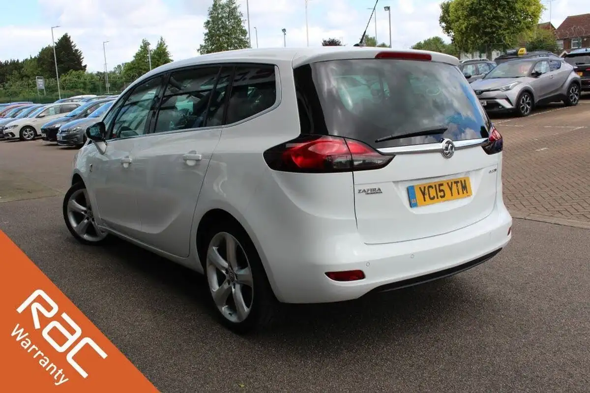 2015-vauxhall-zafira-tourer-16cdti-elite-big-5
