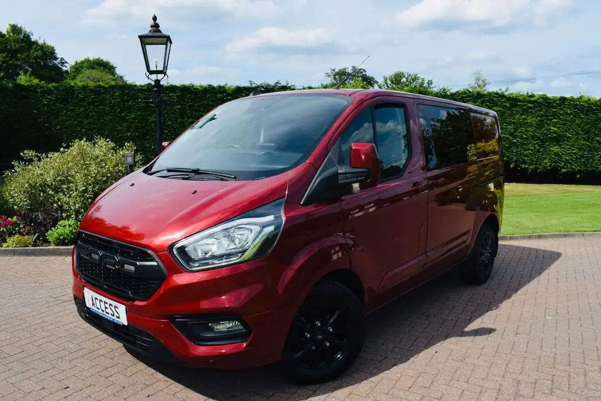 2022-ford-transit-custom-20tdci-300-l1h1-limited-130pseu6dt-double-cab-in-van-big-0
