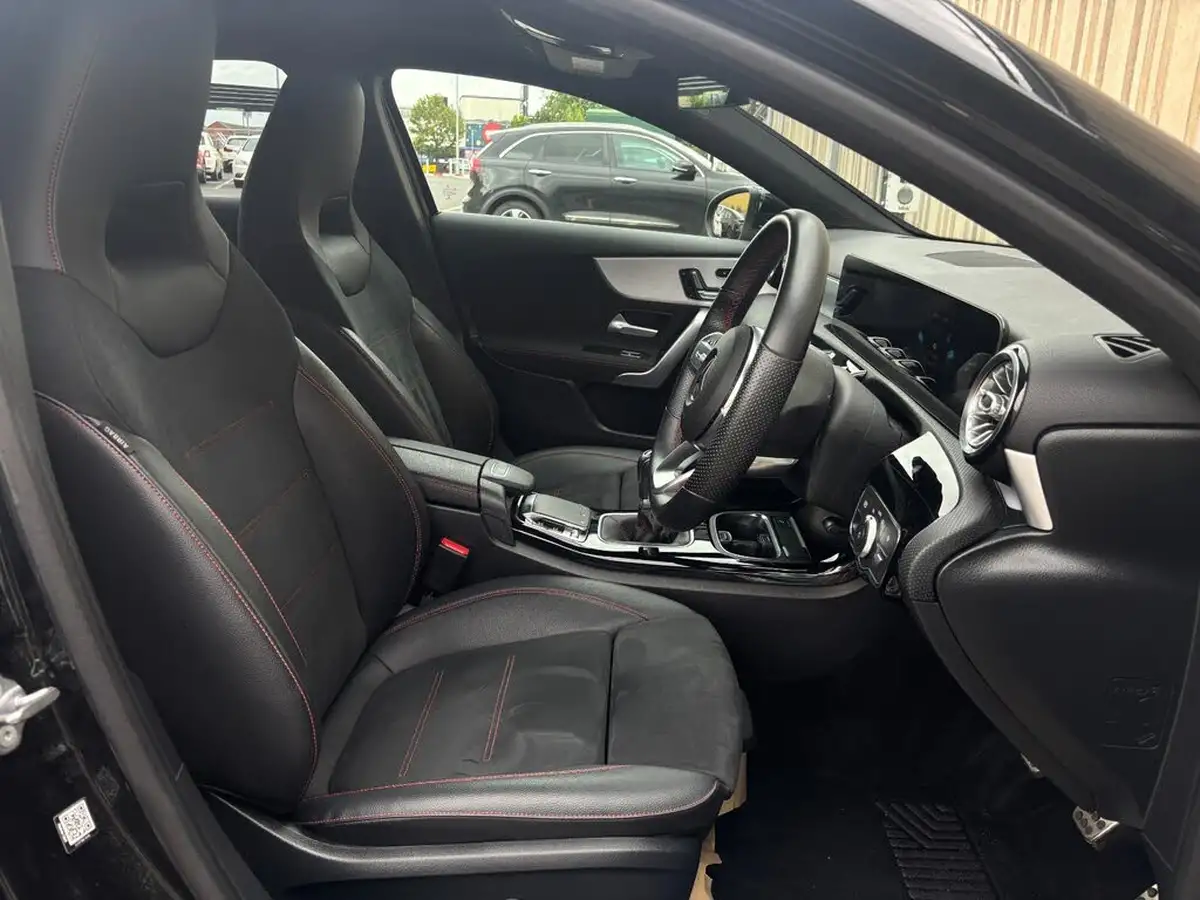 2019-mercedes-benz-a-class-13-a200-amg-line-premium-plus-hatchback-5d-big-11