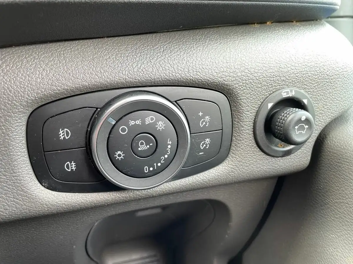 2023-ford-transit-20tdci-350-l3h2-limited-170pseu6d-panel-van-big-34