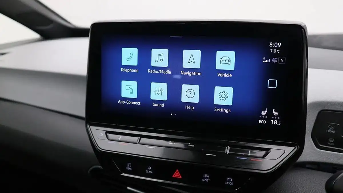 2021-volkswagen-id3-e-tour-big-8