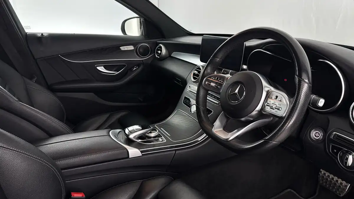 2020-mercedes-benz-c-class-15-c200-amg-line-premiumss-saloon-4d-big-9