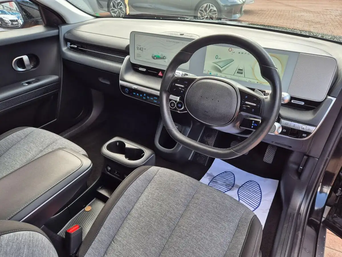 2023-hyundai-ioniq-5-e-premium-170ps-58kwh-rwd-big-14