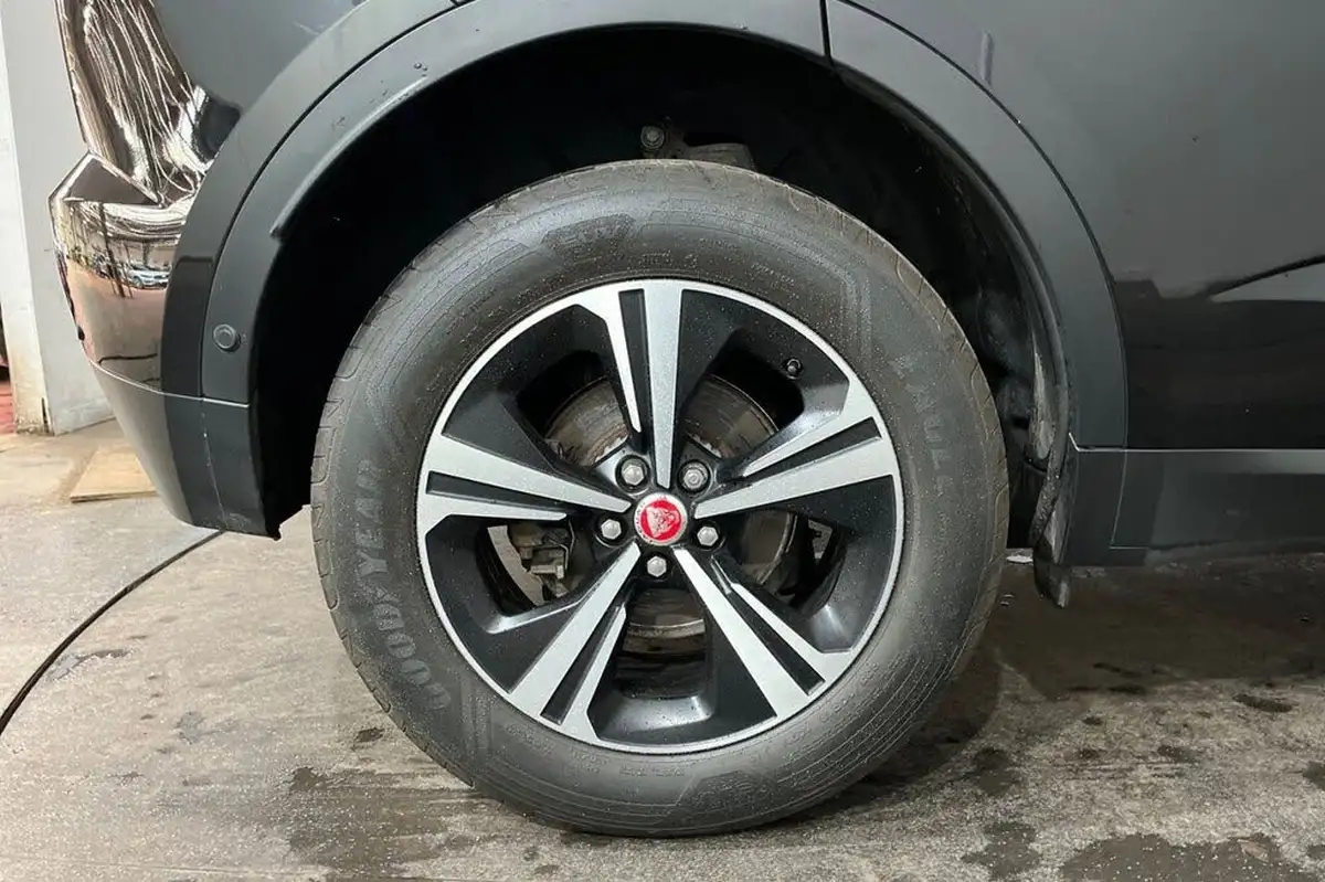 2021-jaguar-e-pace-20-d165-s-awd-mhev-auto-big-10