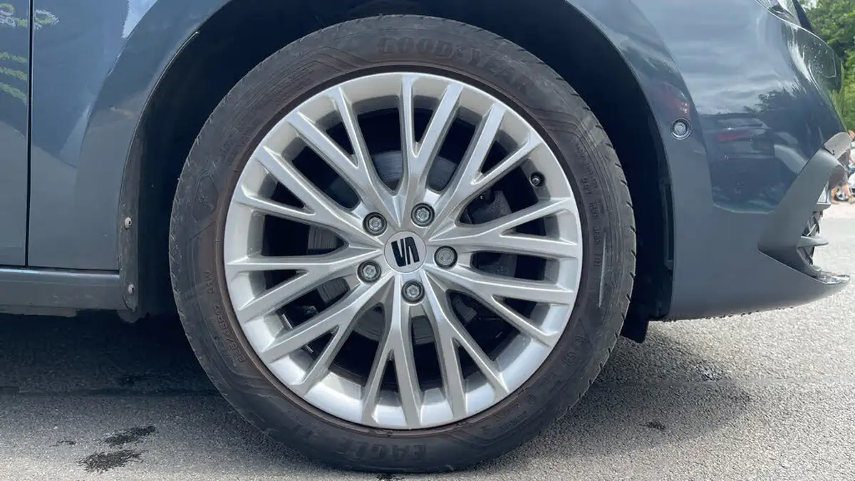 2021-seat-leon-15-etsi-xcellence-estate-big-19