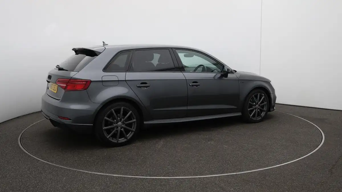 2017-audi-a3-20-tdi-quattro-black-edition-184ps-sportback-5d-s-tronic-big-54