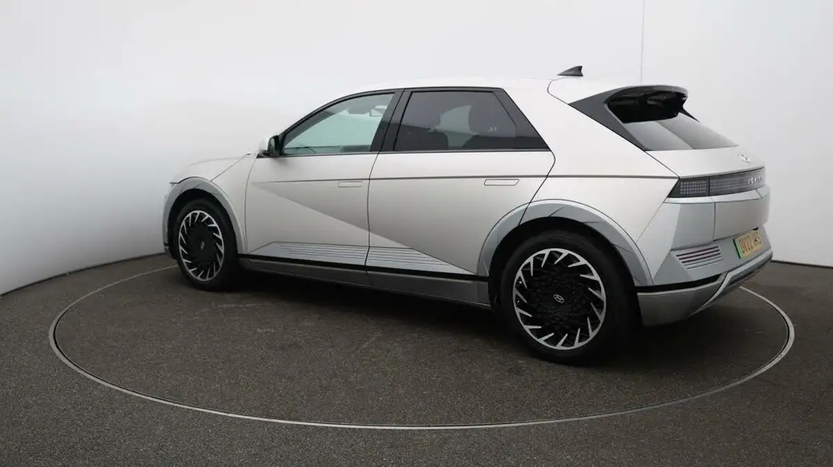 2022-hyundai-ioniq-5-e-ultimate-217ps-73kwh-rwd-big-34