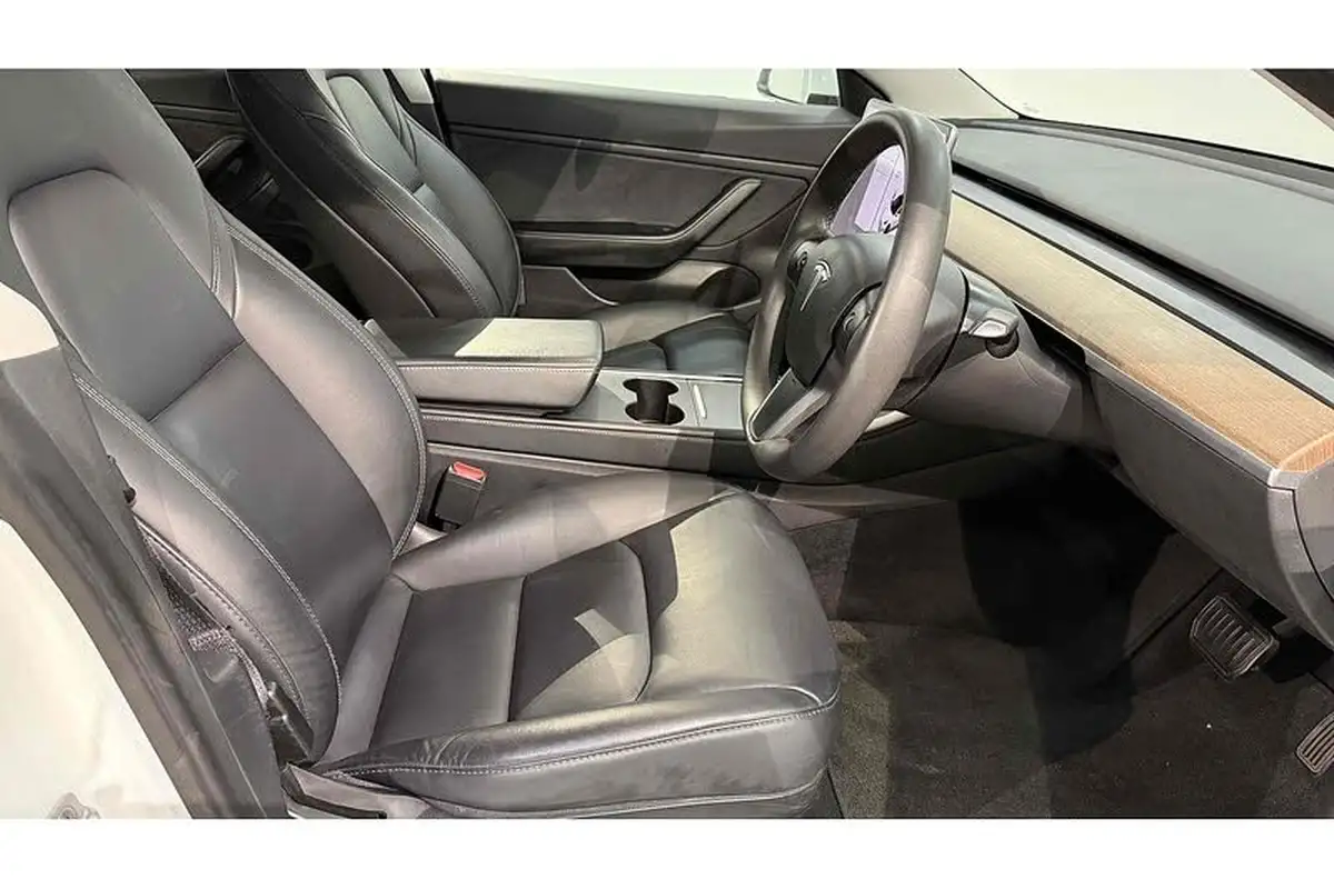 2020-tesla-model-3-e-standard-plus-big-17