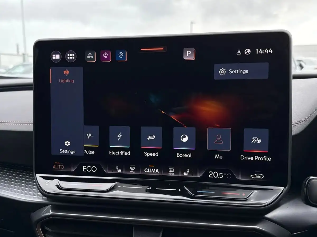 2025-cupra-formentor-15-e-hybrid-v2-big-55