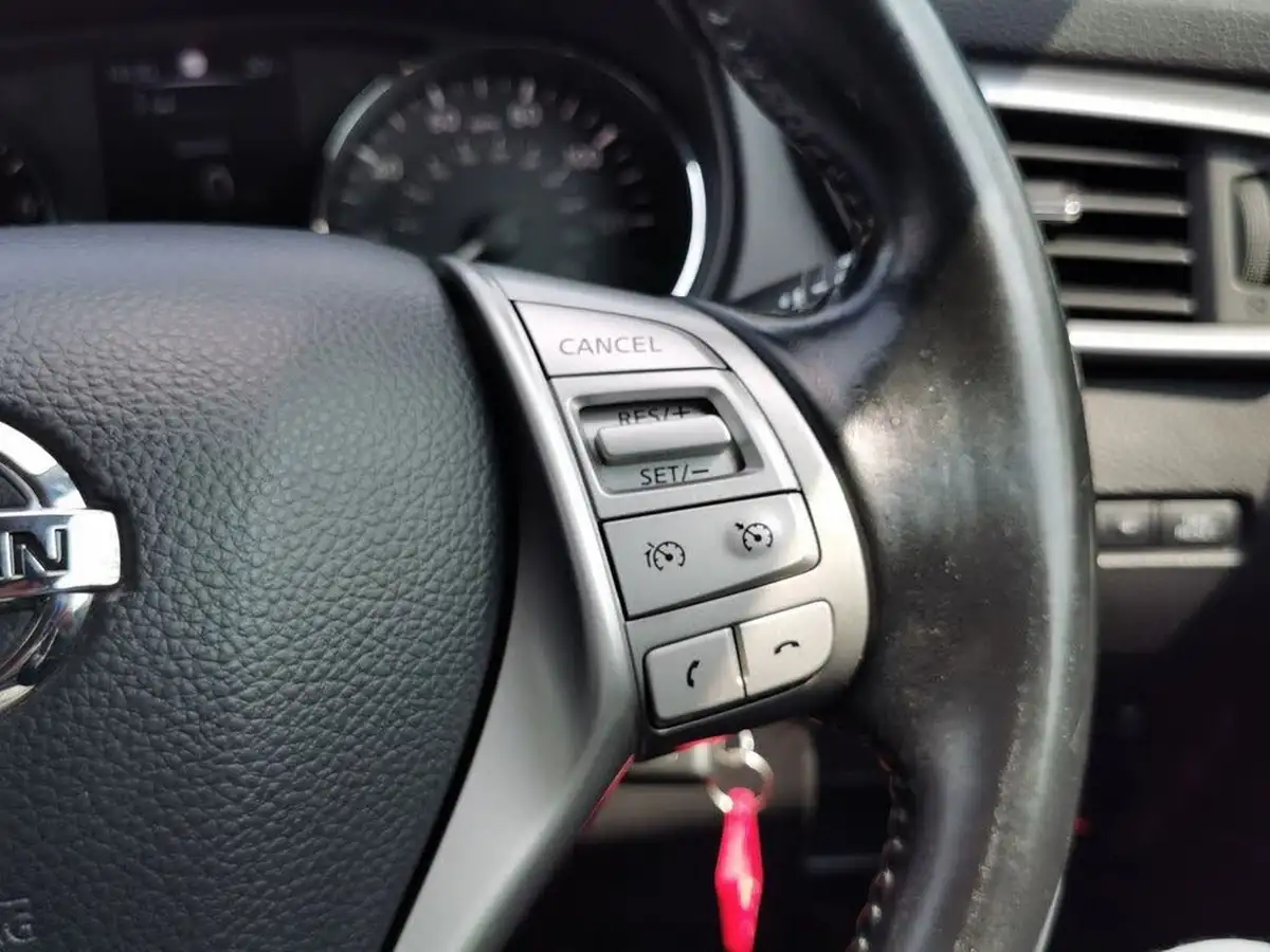 2014-nissan-qashqai-12-acenta-smart-vision-pack-big-14
