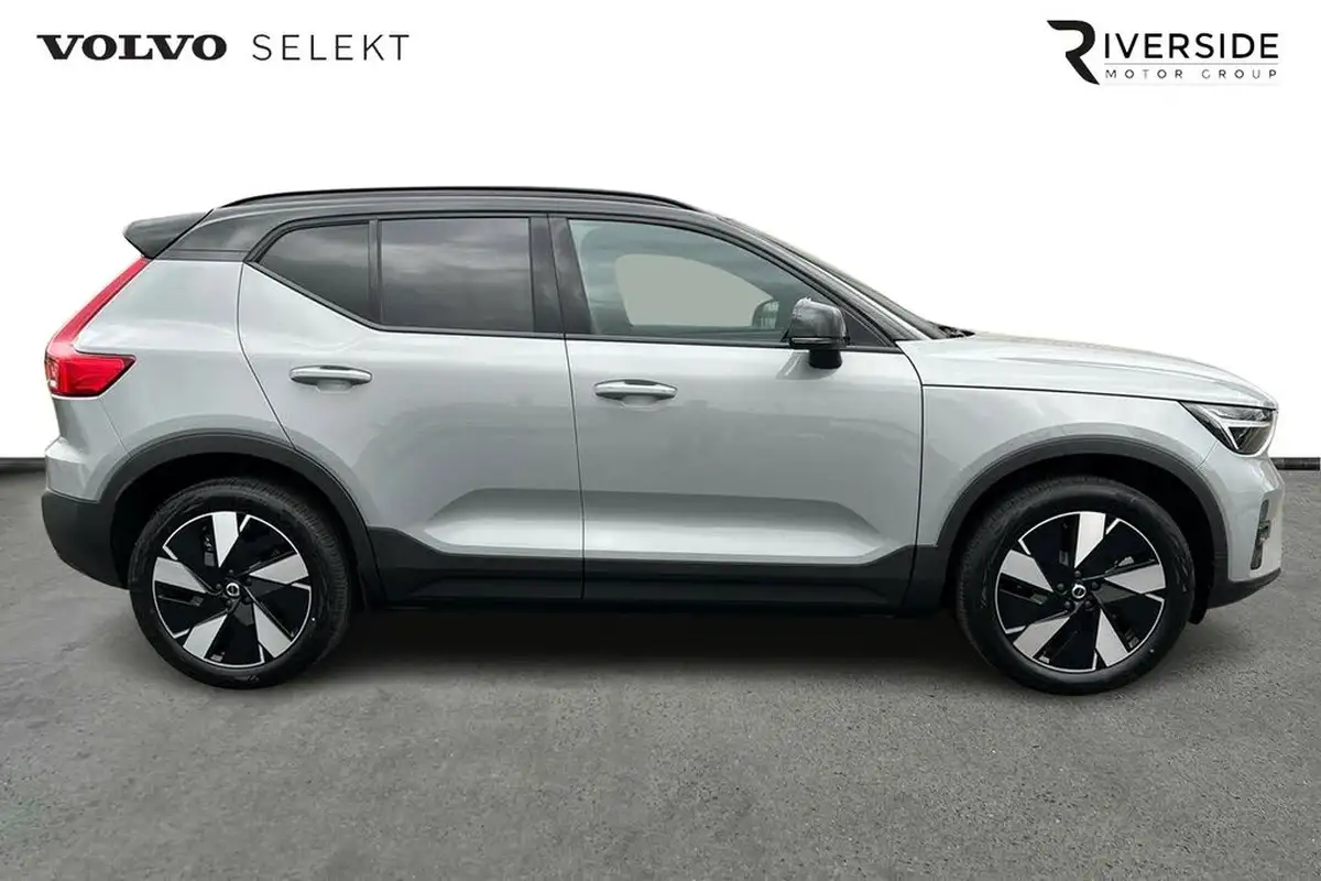 2025-volvo-ex40-e-plus-248bhp-extended-range-big-3