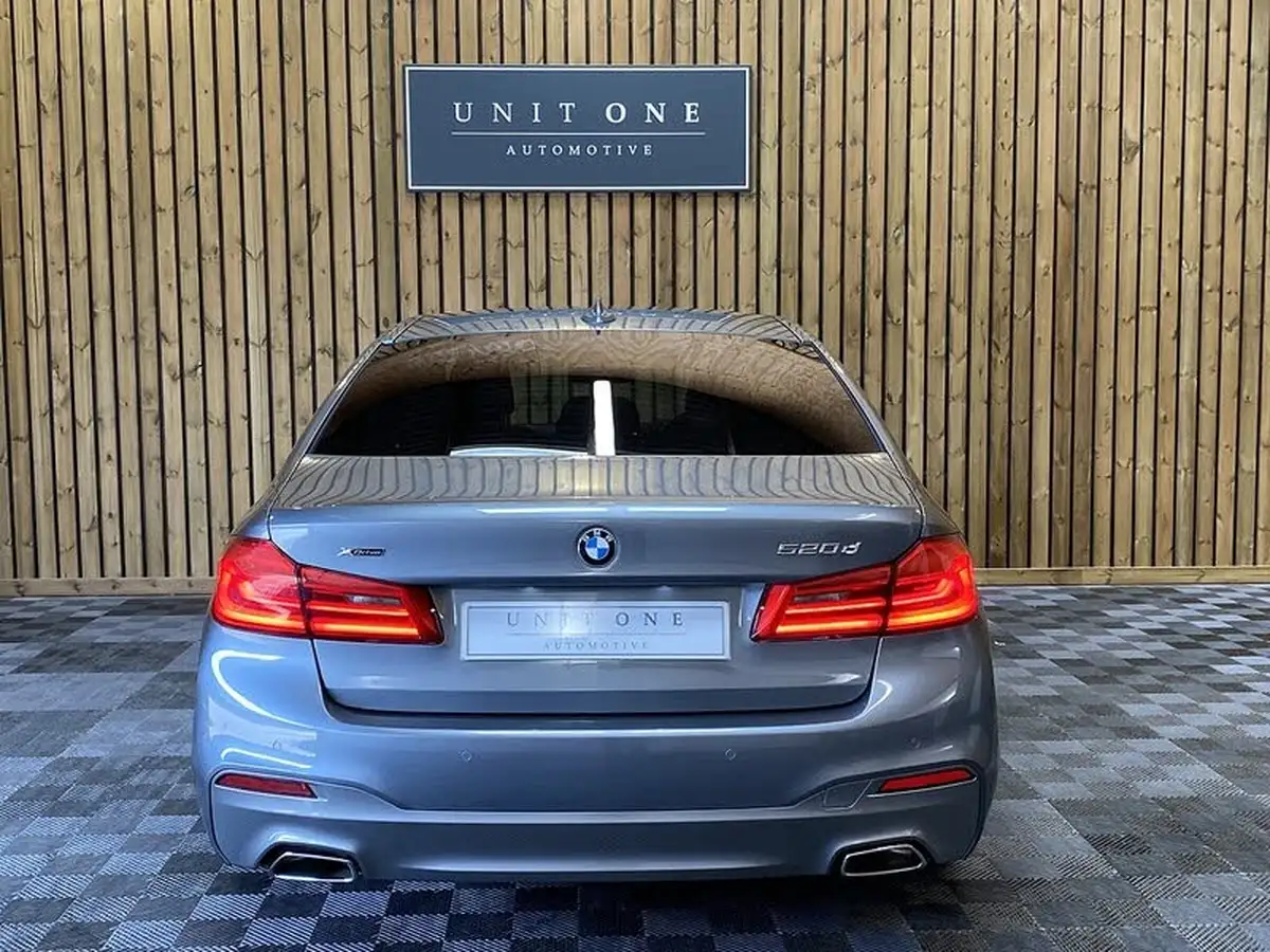 2017-bmw-5-series-20td-520d-m-sport-xdrive-saloon-4d-big-11