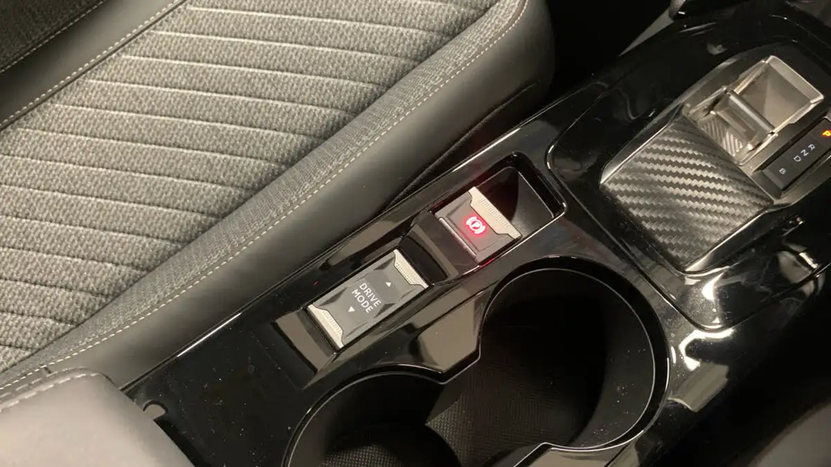 2024-peugeot-208-e-e-style-big-20