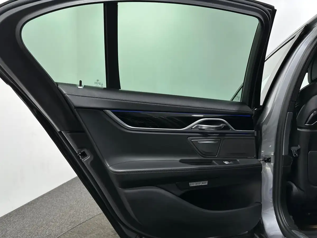 2018-bmw-7-series-30td-730d-m-sport-xdrive-big-45