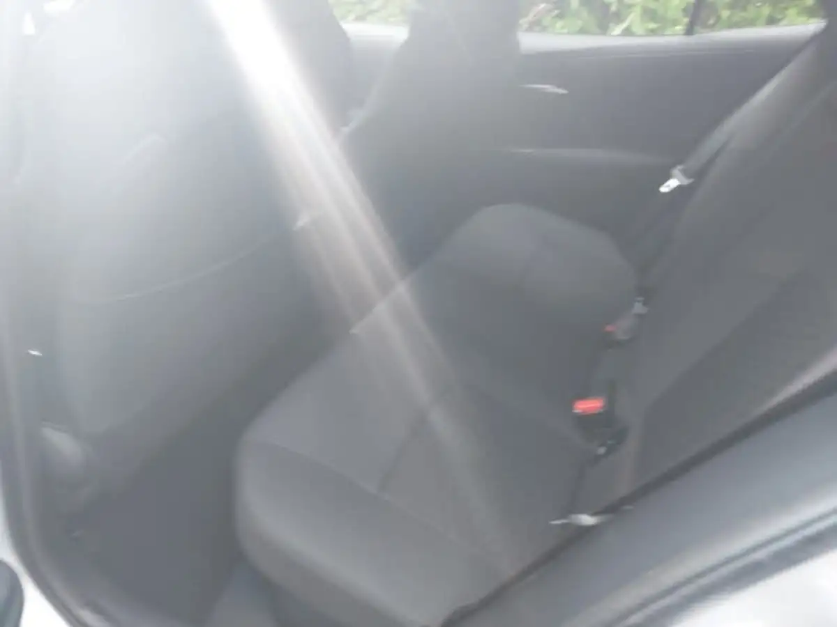 2022-toyota-corolla-20-vvt-i-icon-tech-hatchback-big-5
