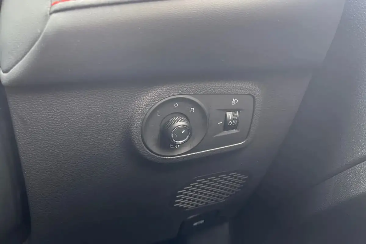 2024-mg-zs-suv-e-trophy-connect-ev-156ps-long-range-big-45