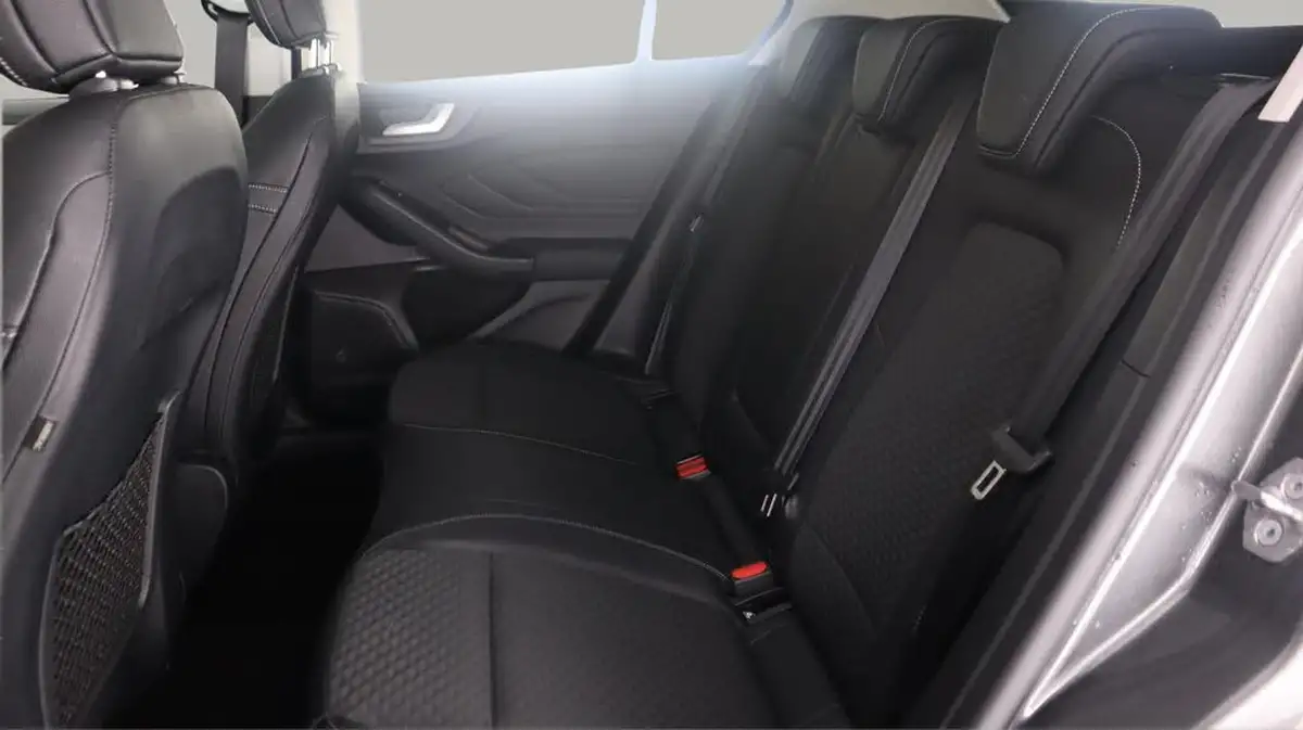 2019-ford-focus-15t-titanium-x-hatchback-big-16