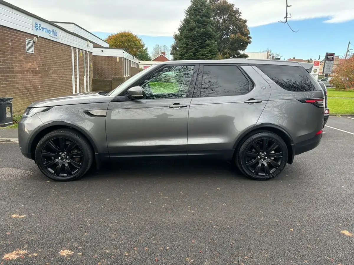 2018-land-rover-discovery-30td6-se-258pse6-4wd-panel-van-auto-big-3